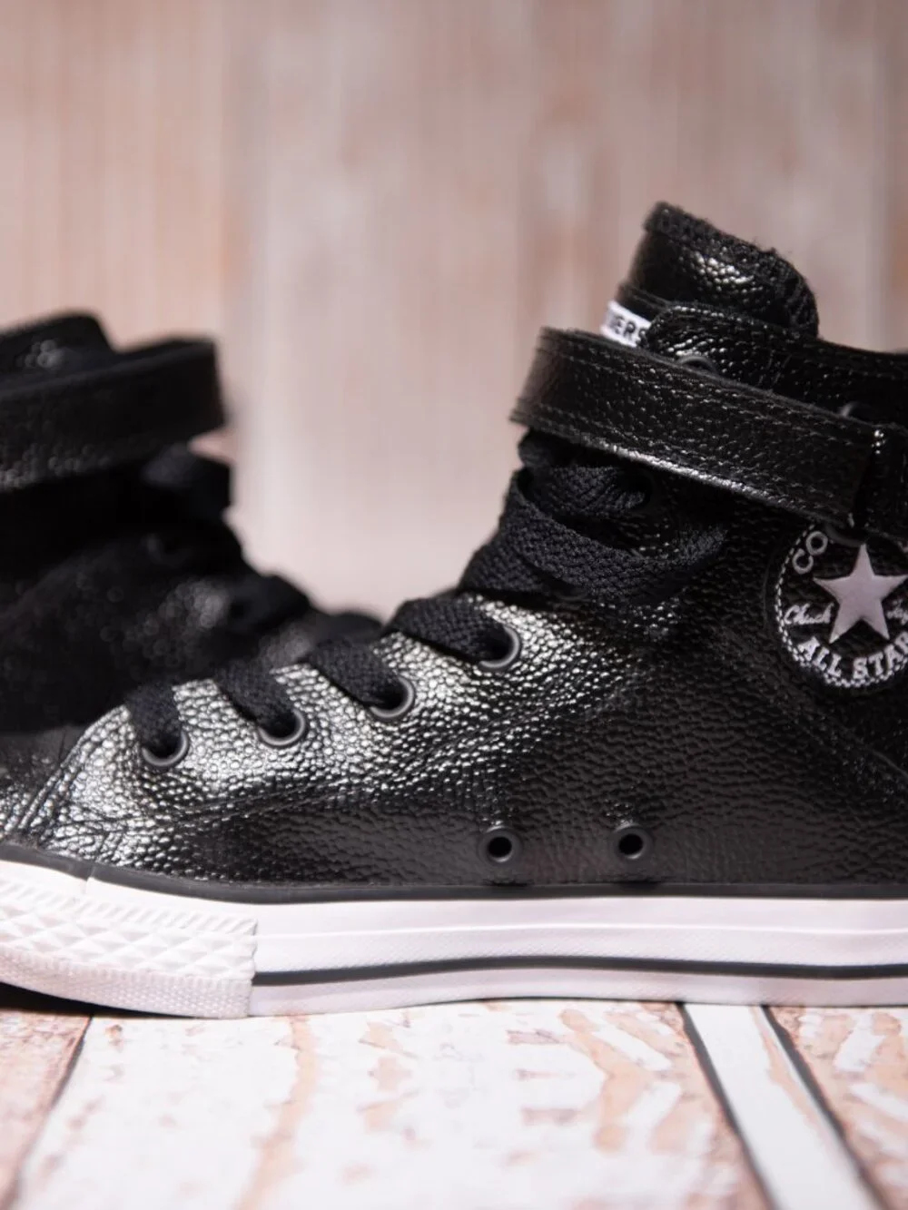 Converse brea high